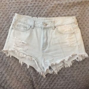 H&M cut off shorts